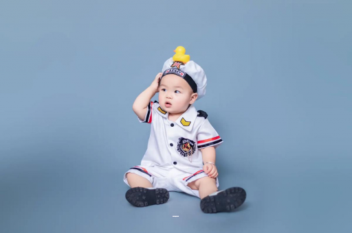 安宁宝宝老摇头怎么回事 安宁宝宝老摇头怎么回事